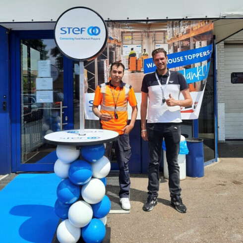 Statafel met display